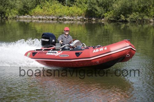 Zodiac Futura Mark III specs and reviews